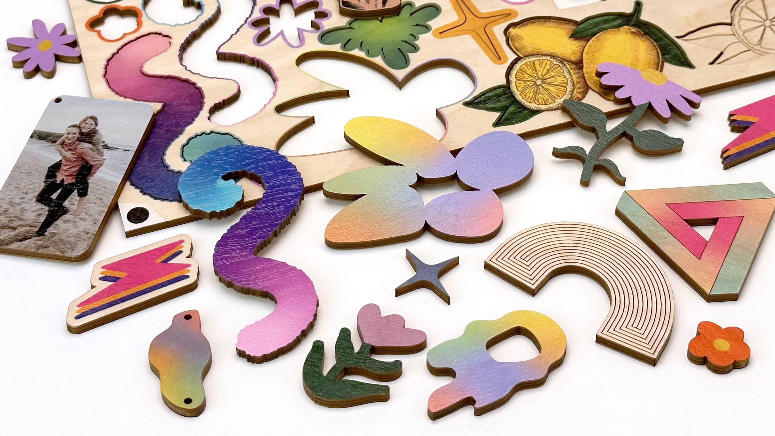 חיתוך צורני לשלטים